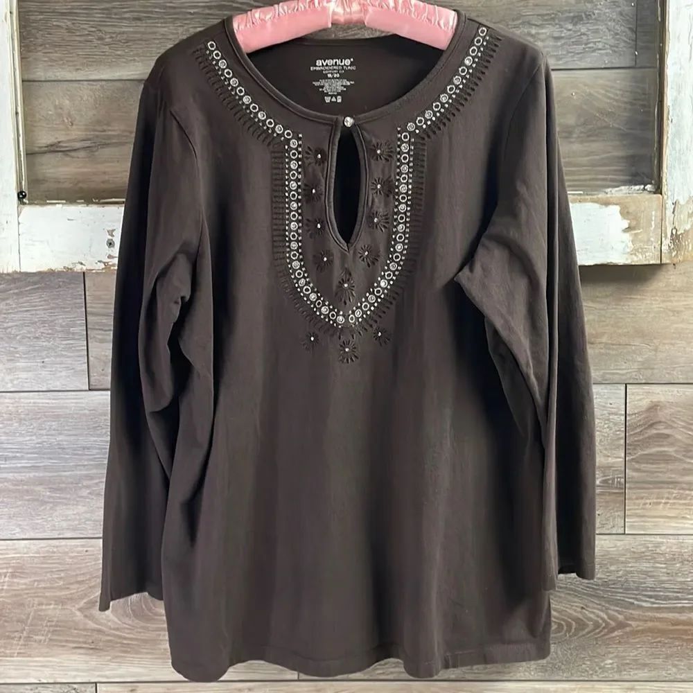 Avenue Womens Embroidered Tunic Comfort Fit, Size 18/20 Brown Rhinestones